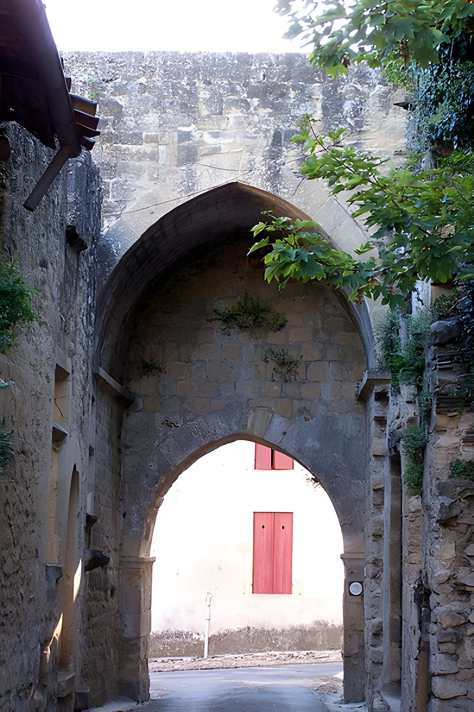 Enceinte de Saint-Macaire