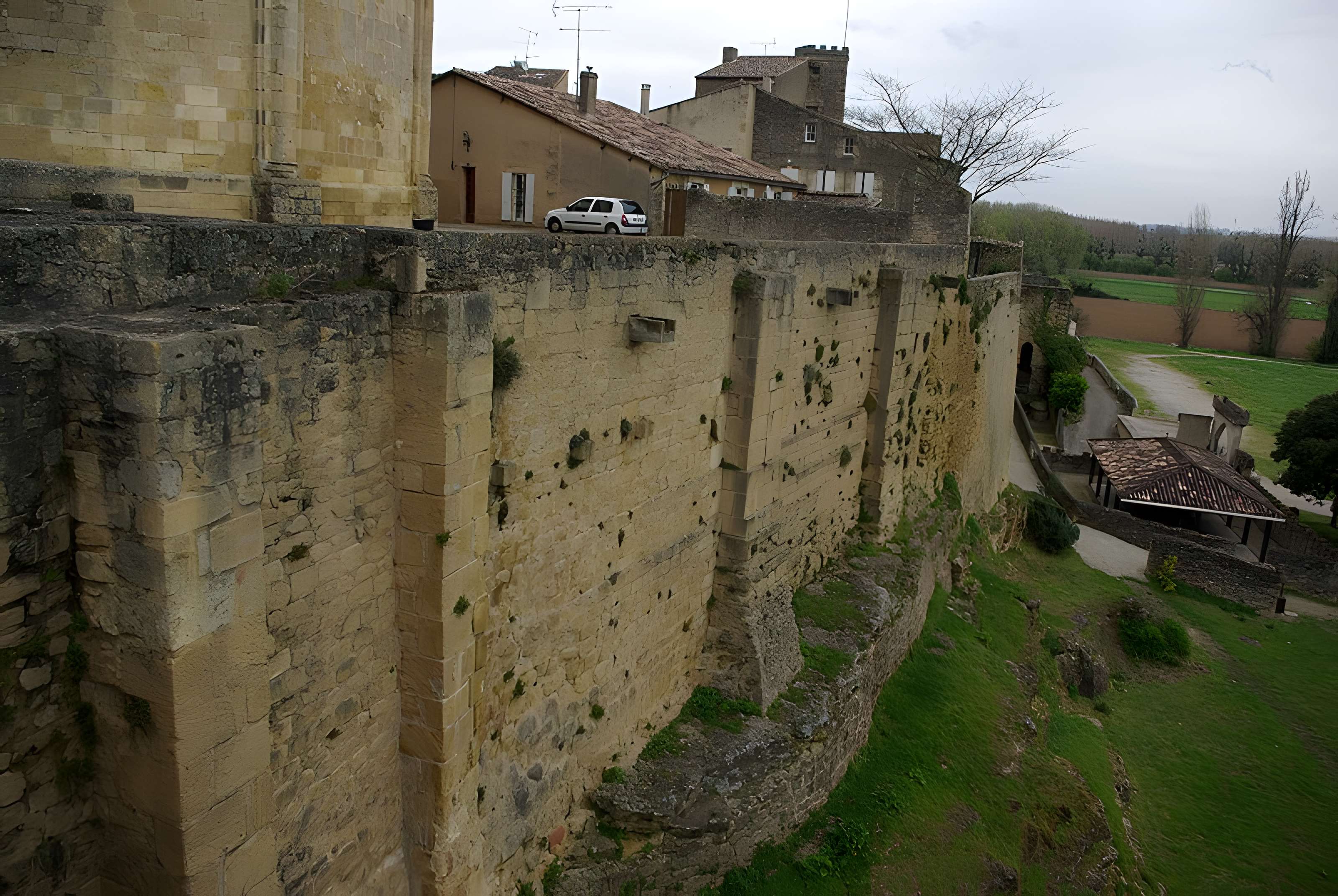 Enceinte de Saint-Macaire