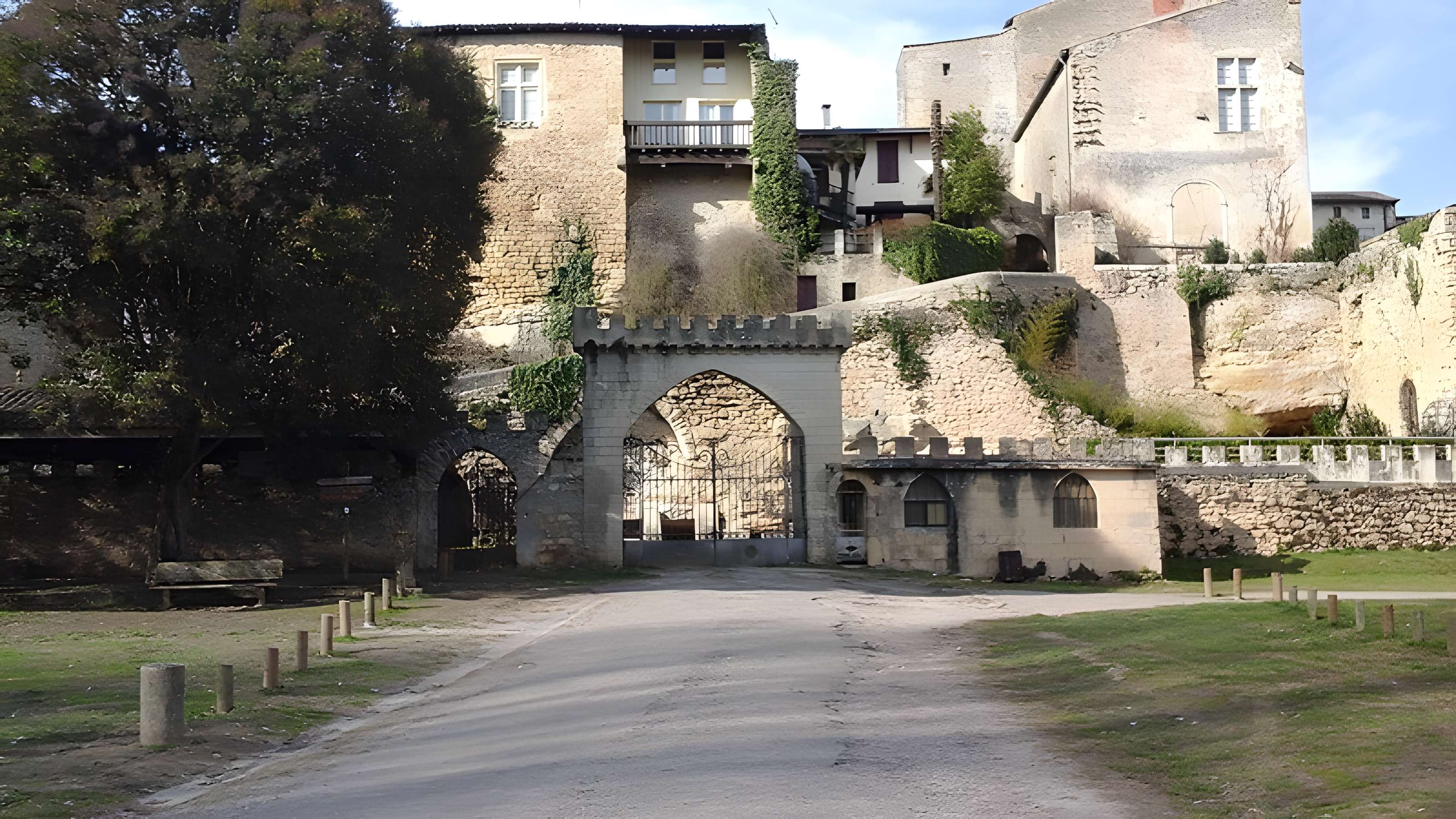 Enceinte de Saint-Macaire