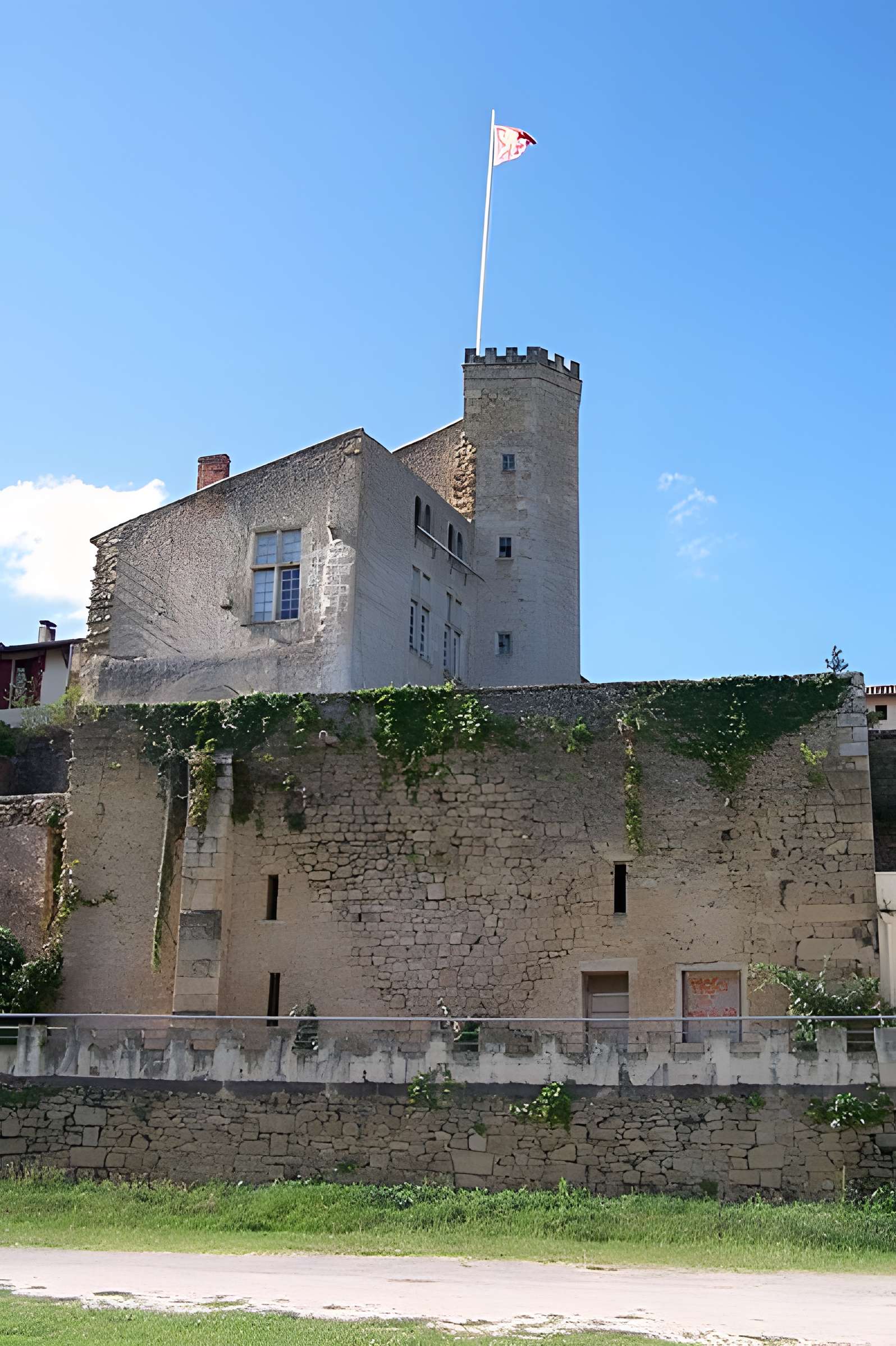 Enceinte de Saint-Macaire