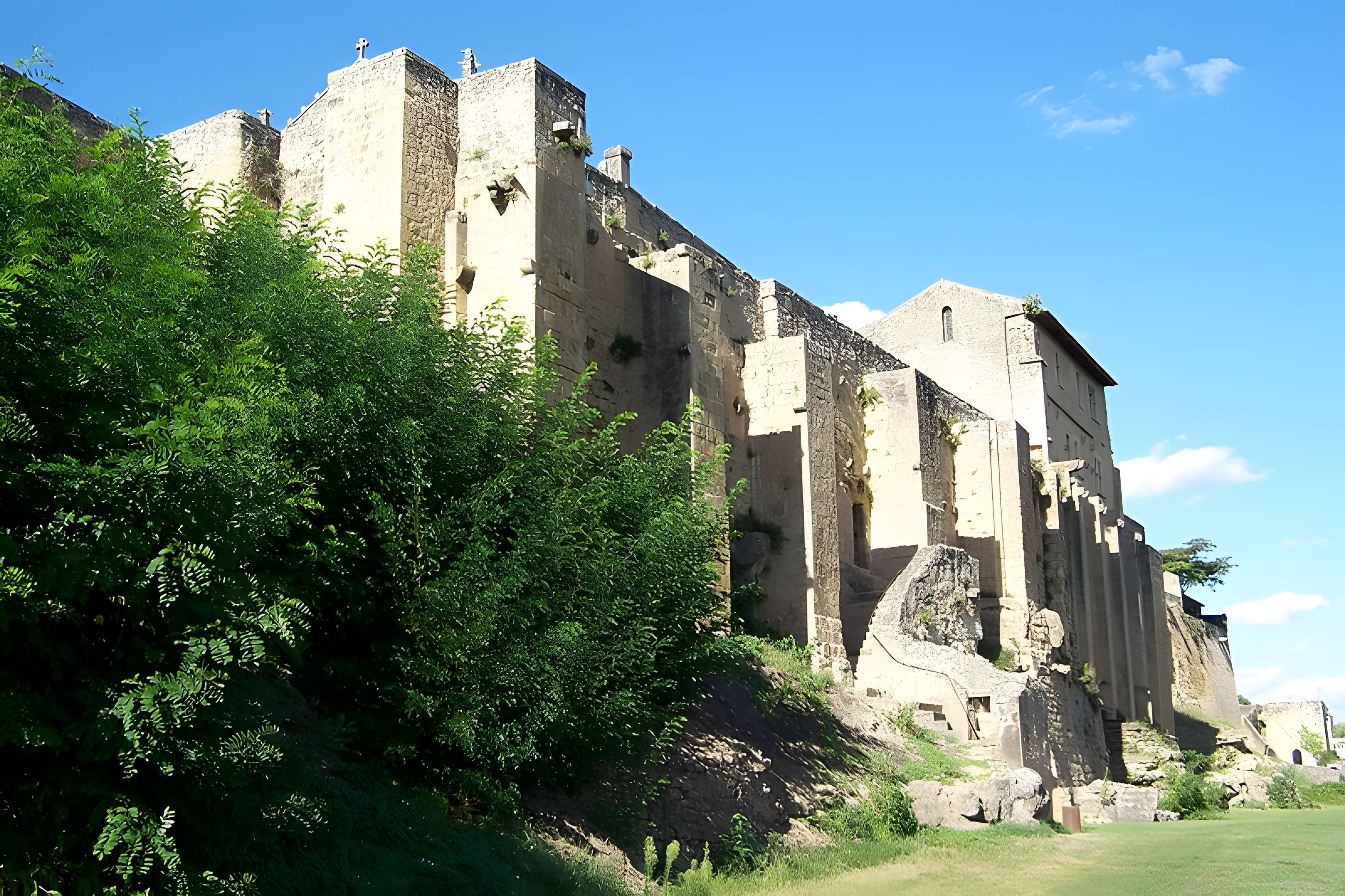 Enceinte de Saint-Macaire