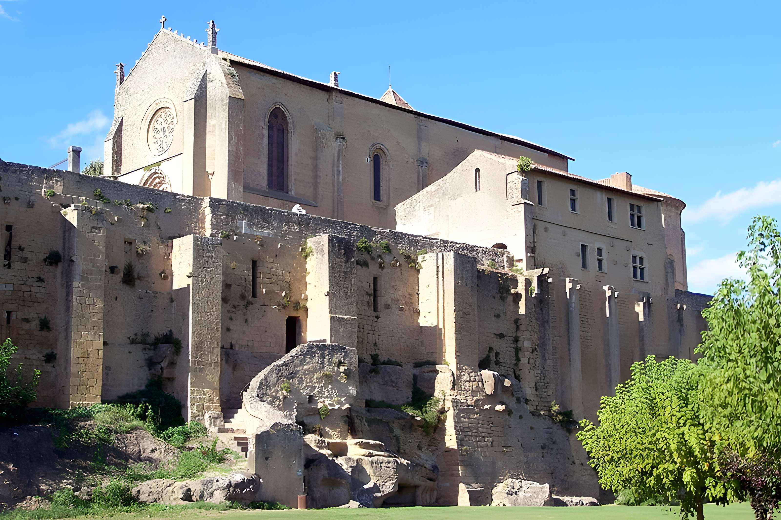 Enceinte de Saint-Macaire
