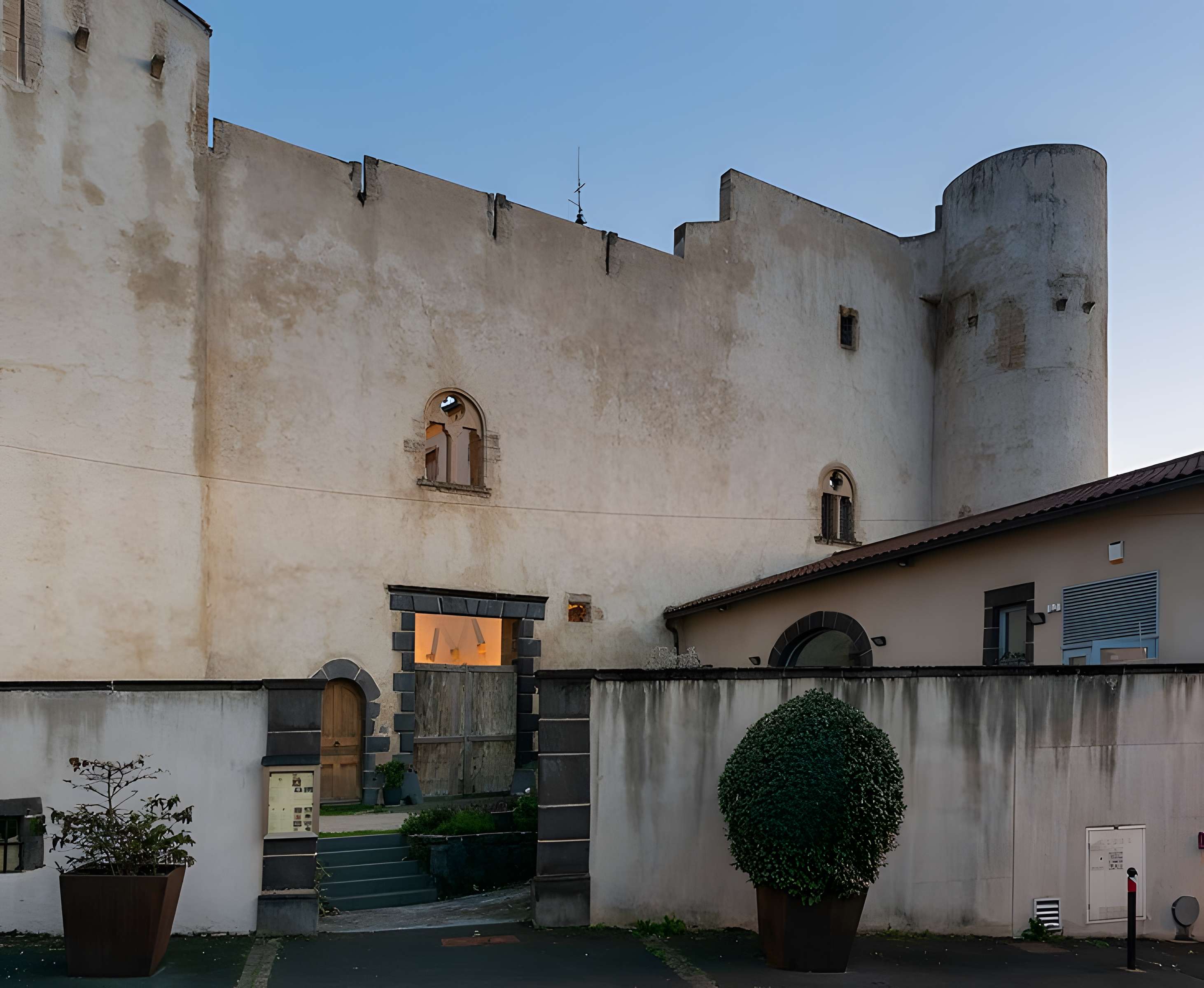 Ancien château fort