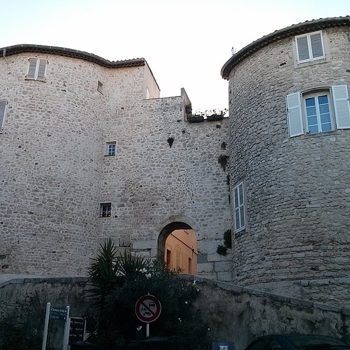 Photo de Enceinte gréco-romaine dAntibes
