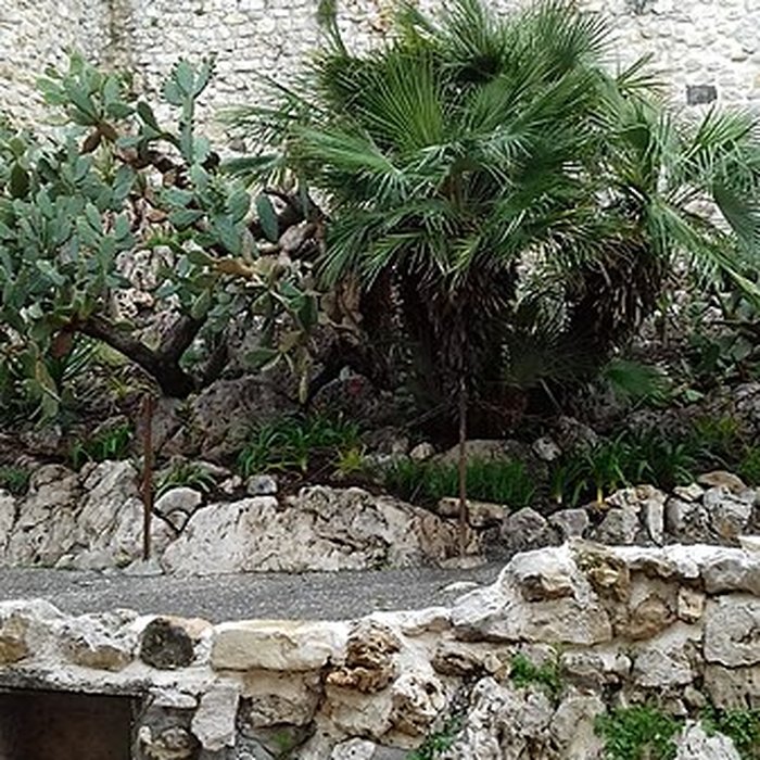 Photo de Enceinte gréco-romaine dAntibes