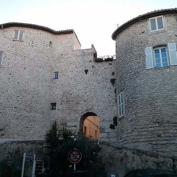 Enceinte gréco-romaine dAntibes