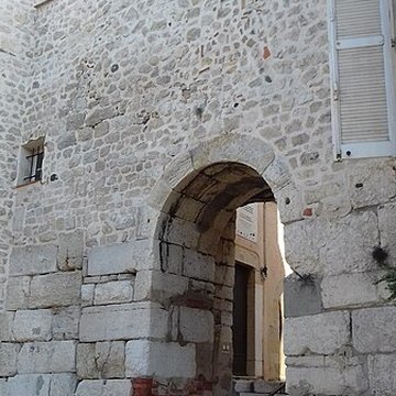 Enceinte gréco-romaine dAntibes