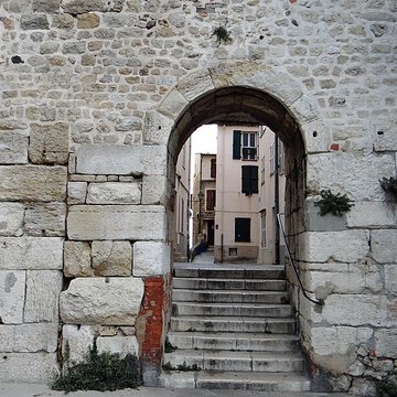 Enceinte gréco-romaine dAntibes