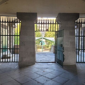 Ancien monastère des Cordeliers, puis Maison centrale