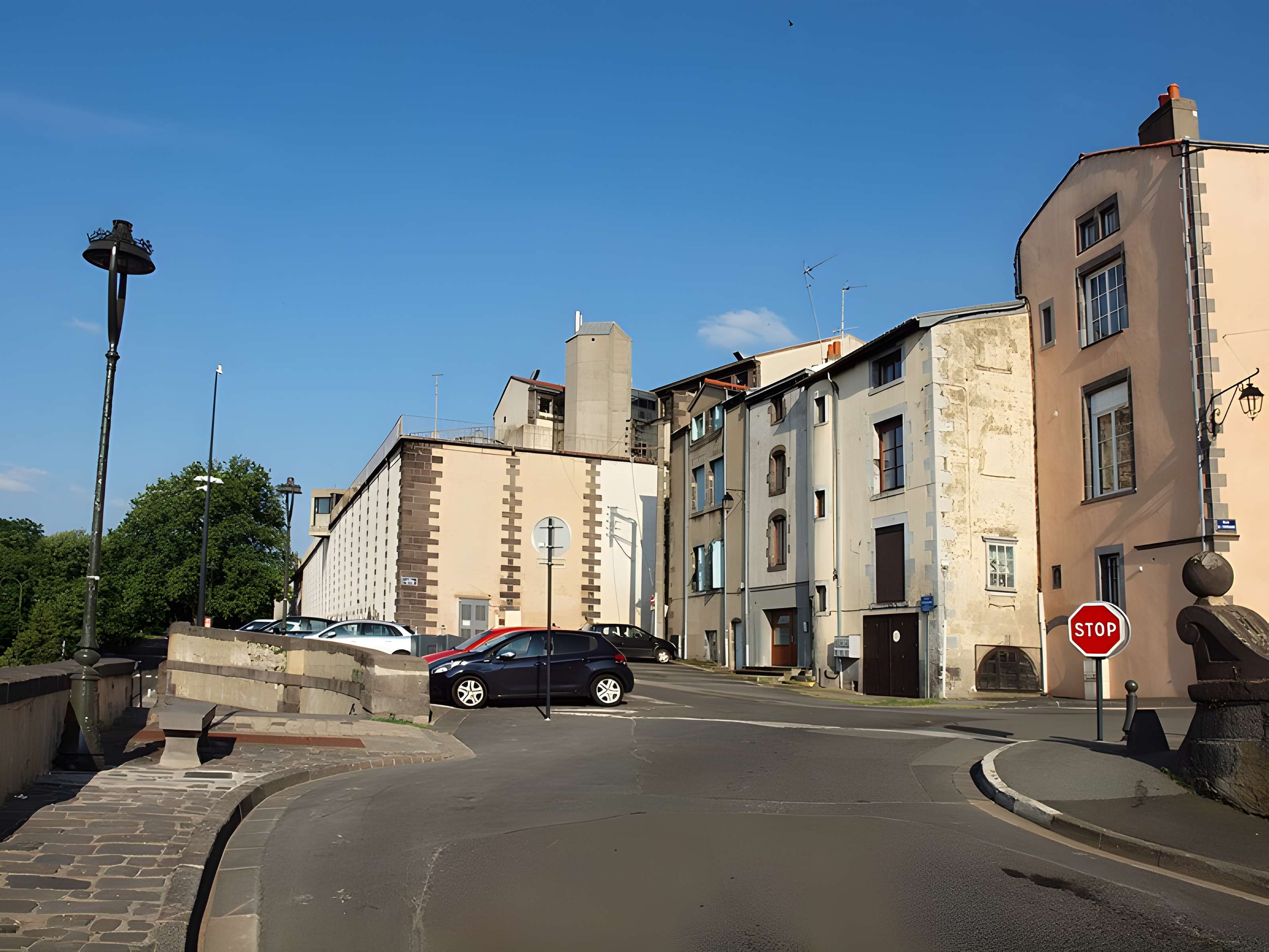 Ancien monastère des Cordeliers, puis Maison centrale
