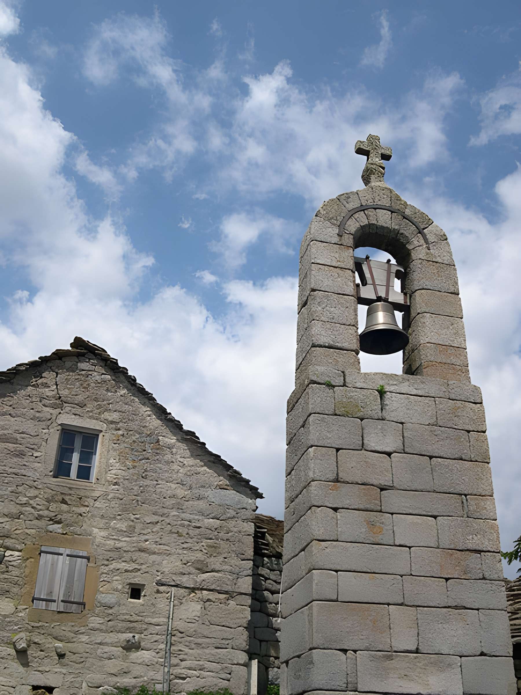 Ensemble patrimonial de Saint-Étienne-du-Valdonnez