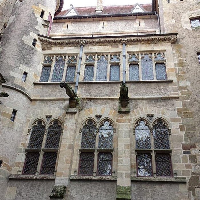 Photo de Château de Murol ou de la Tour Fondue