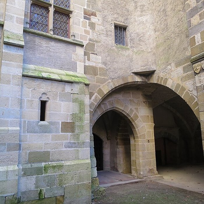 Photo de Château de Murol ou de la Tour Fondue