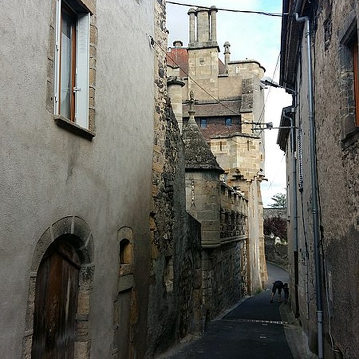 Photo de Château de Murol ou de la Tour Fondue