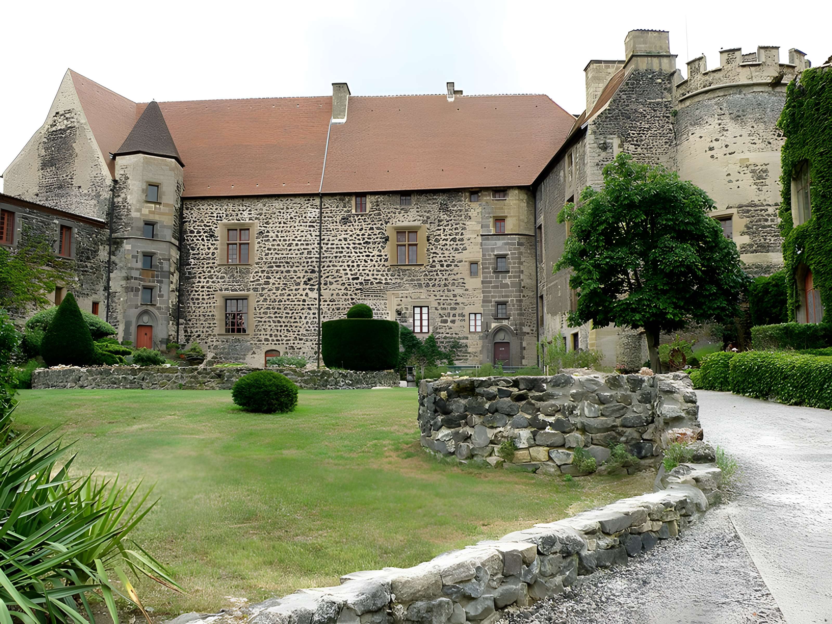 Ancien château fort