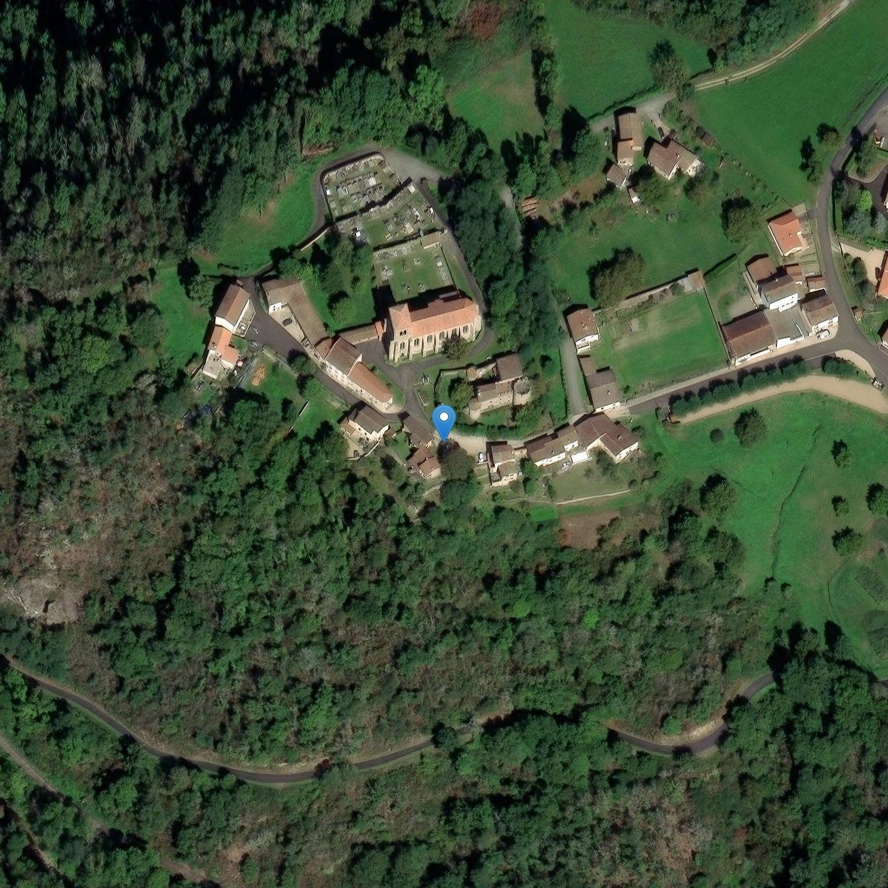 Photo de Sixteenth-century cross drum on the church square