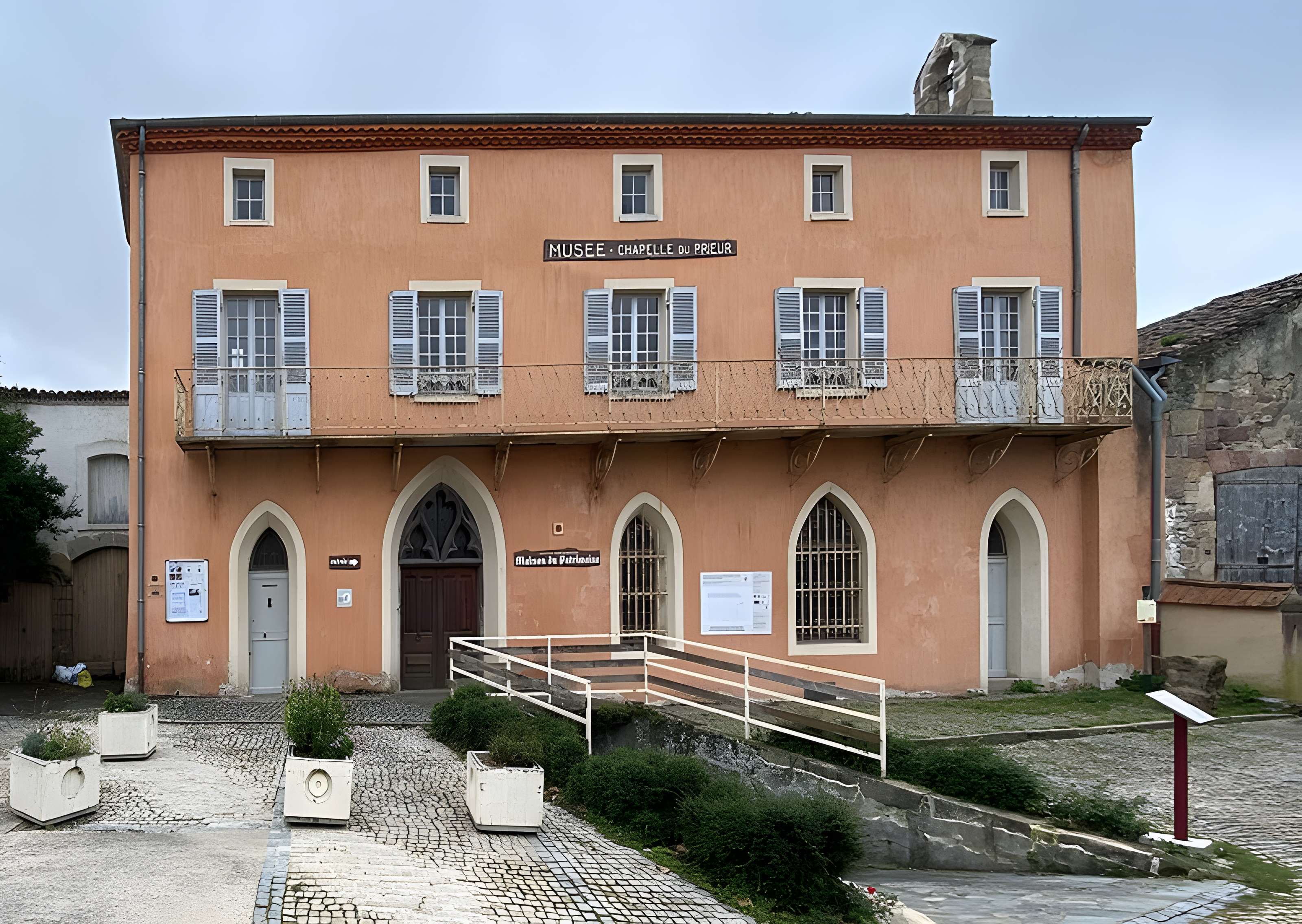 Ancienne église dite Chapelle Notre-Dame du Bois