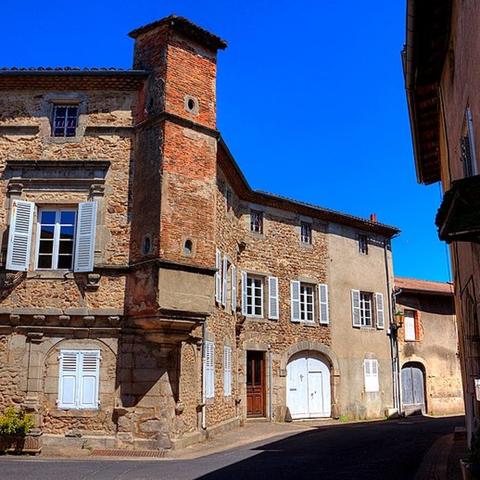 Photo de Croix en pierre du XVIe siècle