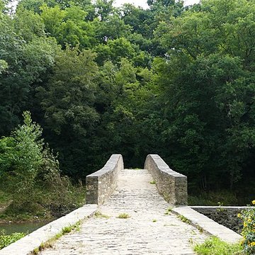 Pont ancien et Moulin de Heugas situés sur le Lihoury