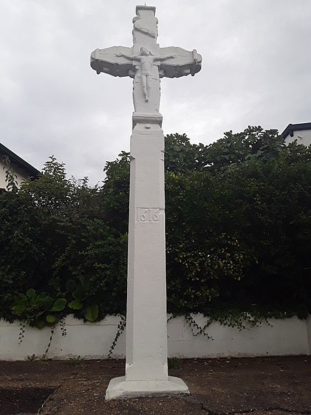 Photo de Croix du XVIIe siècle dite Croix blanche