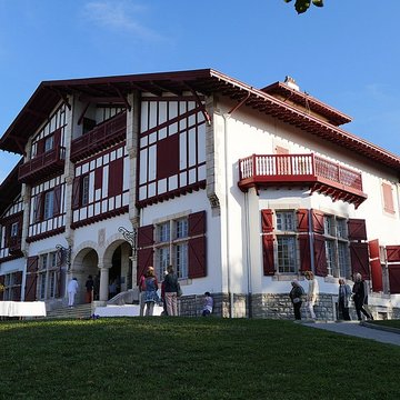 Villa Saraléguinéa