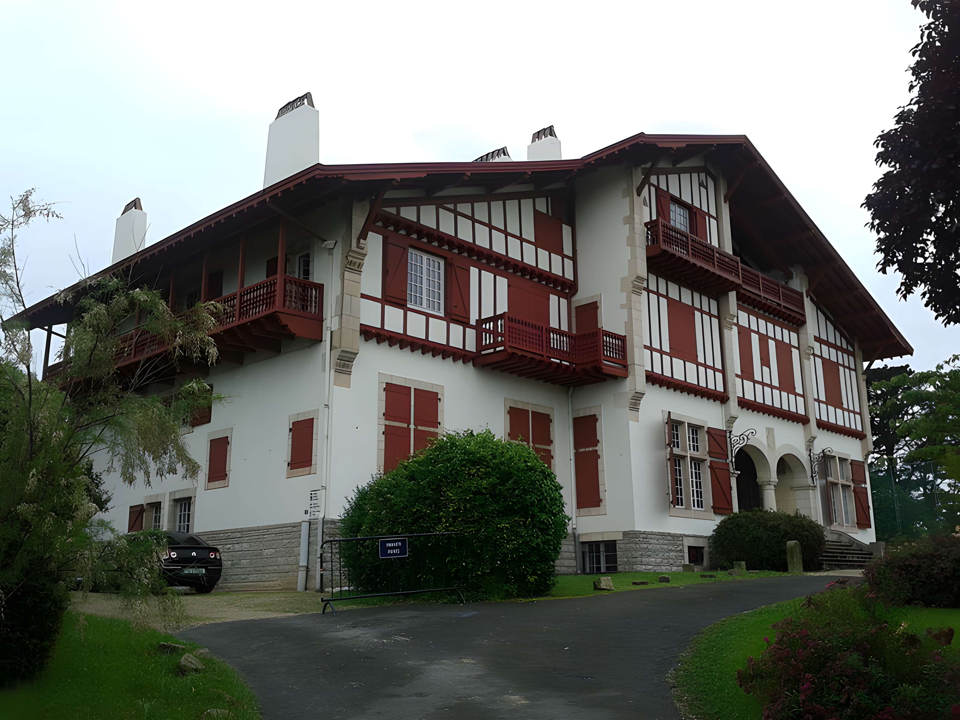 Villa Saraléguinéa