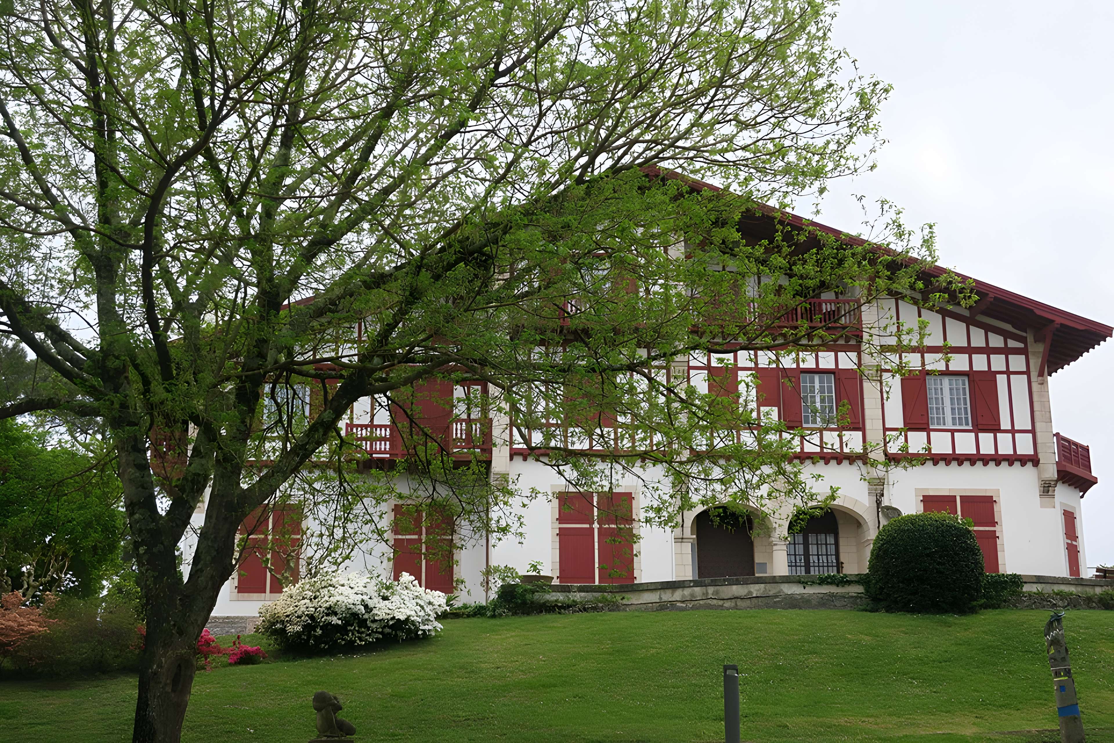 Villa Saraléguinéa