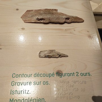 Site archéologique des grottes dIsturits, dOxocelhaya et dErberua également sur commune de Saint-Martin-dArberoue