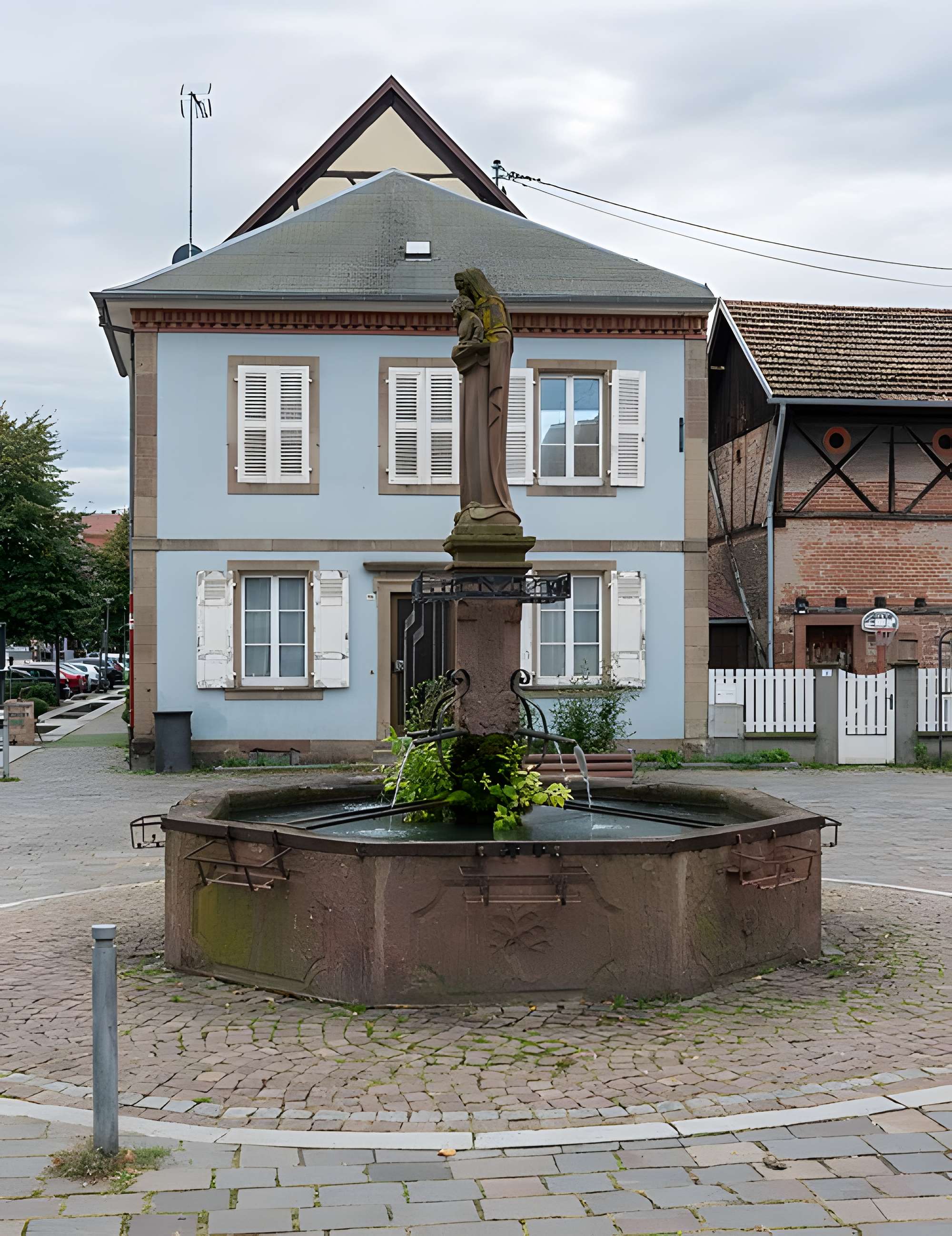 Fontaine de Châtenois