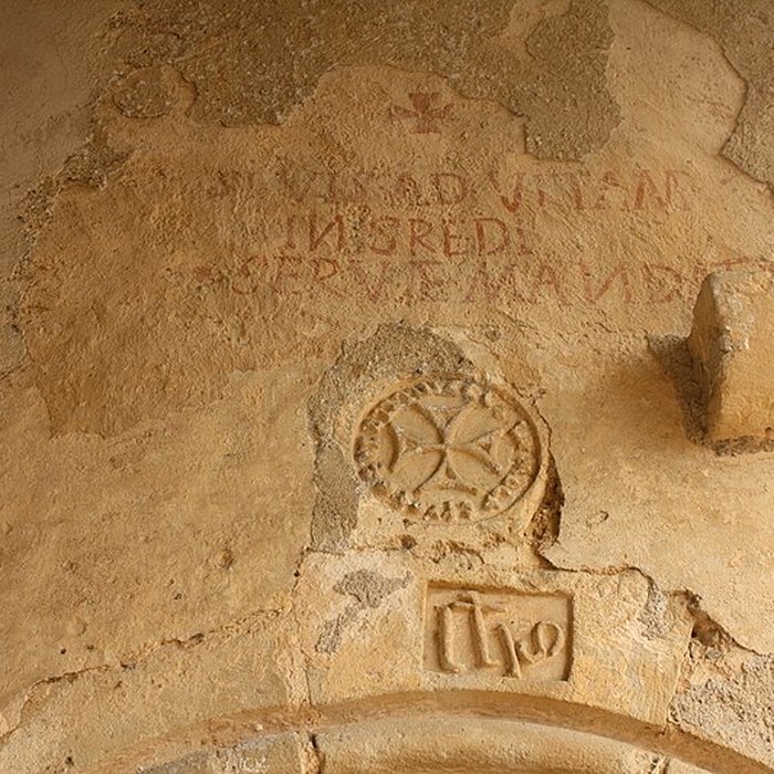 Photo de Eglise Saint-Martin et portail du cimetière