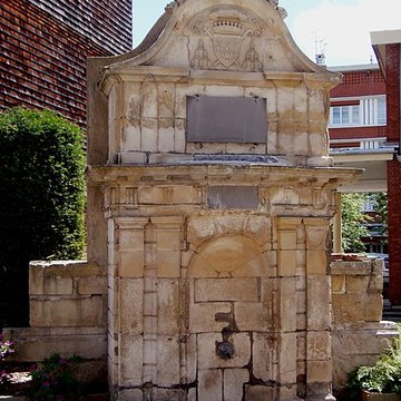 Fontaine de La Ferronnays à Lisieux
