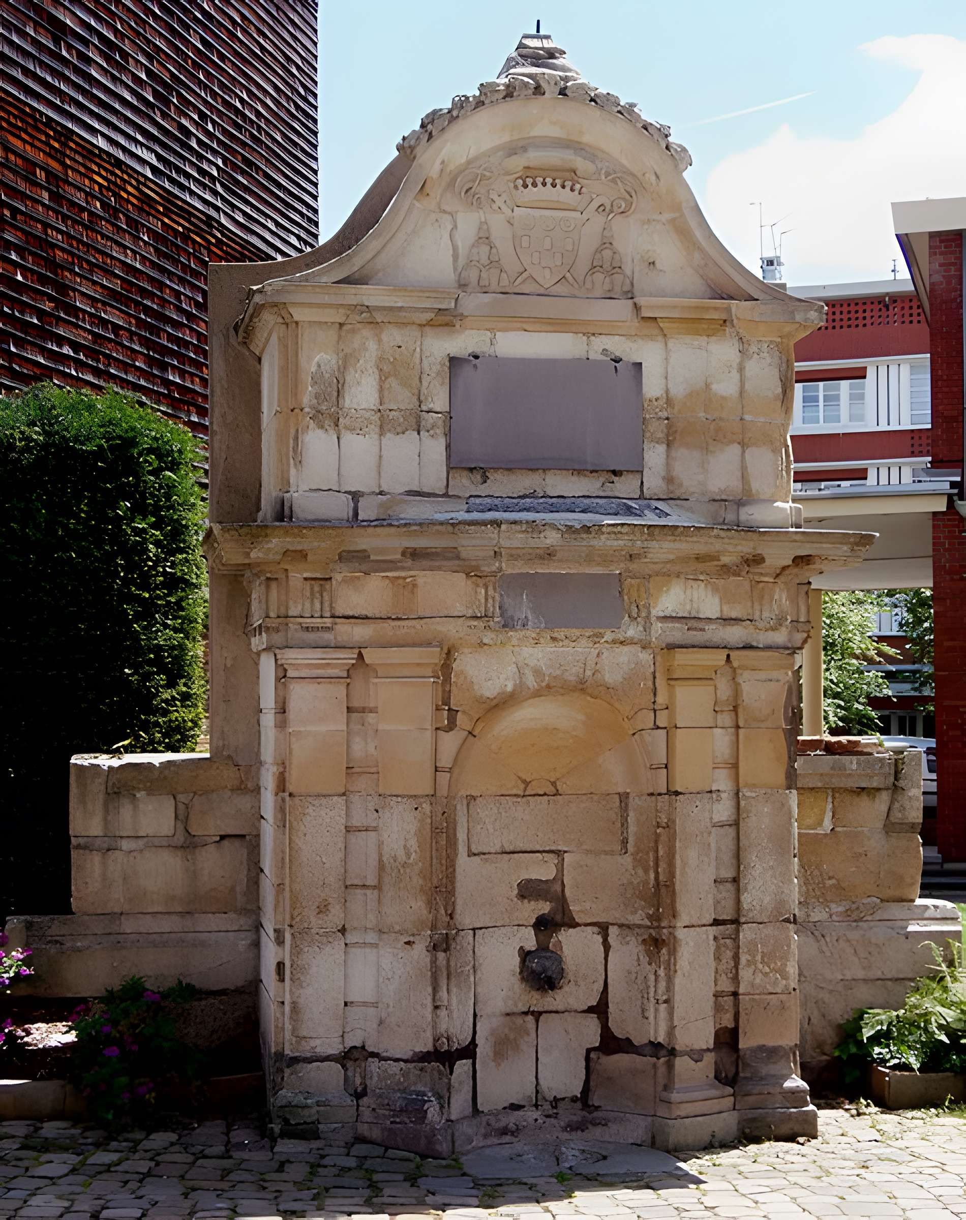 Fontaine de La Ferronnays à Lisieux