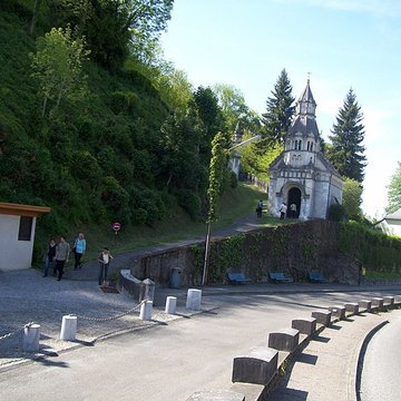 Calvaire et chemin de croix extérieur