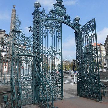 Fontaine de la Pyramide à Clermont-Ferrand