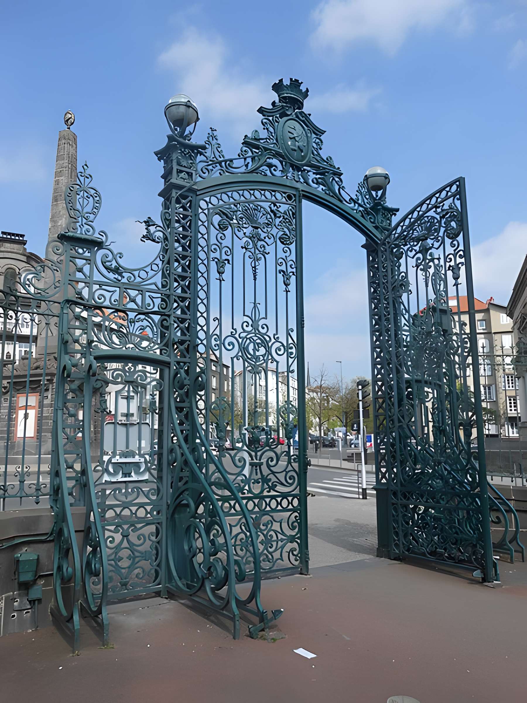 Fontaine de la Pyramide à Clermont-Ferrand