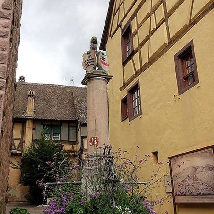 Photo de Fontaine de la Sinne à Riquewihr