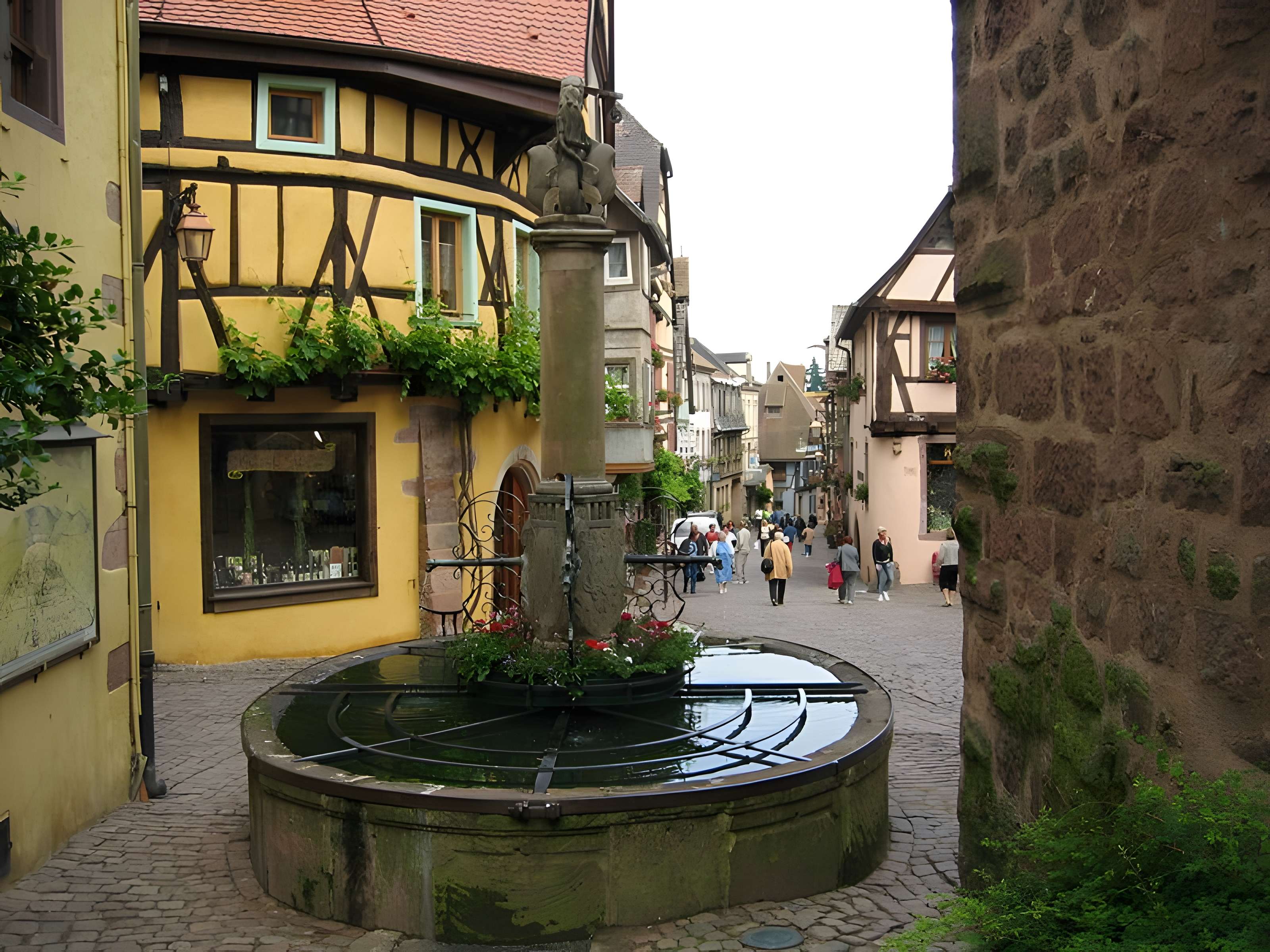Fontaine de la Sinne à Riquewihr 