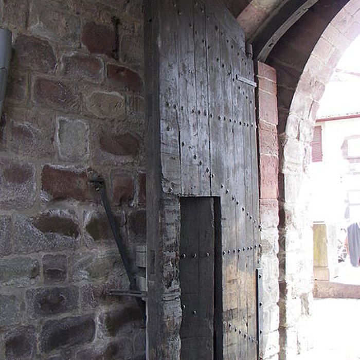 Photo de Anciens remparts de la ville haute et du faubourg dEspagne