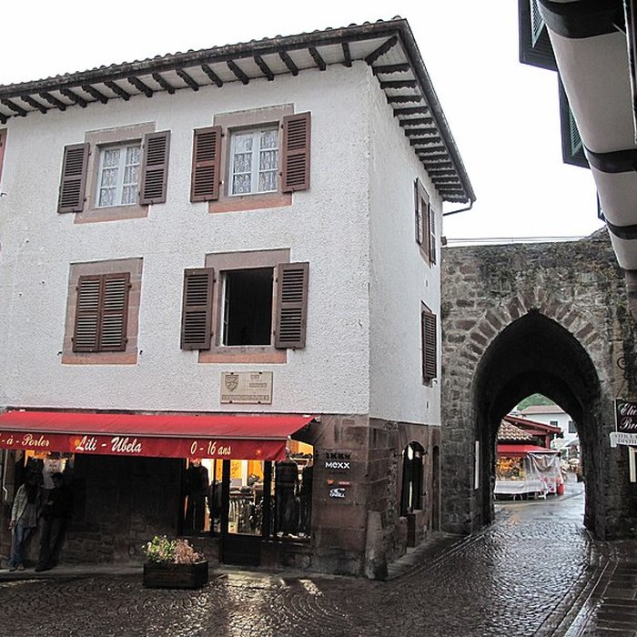 Photo de Anciens remparts de la ville haute et du faubourg dEspagne