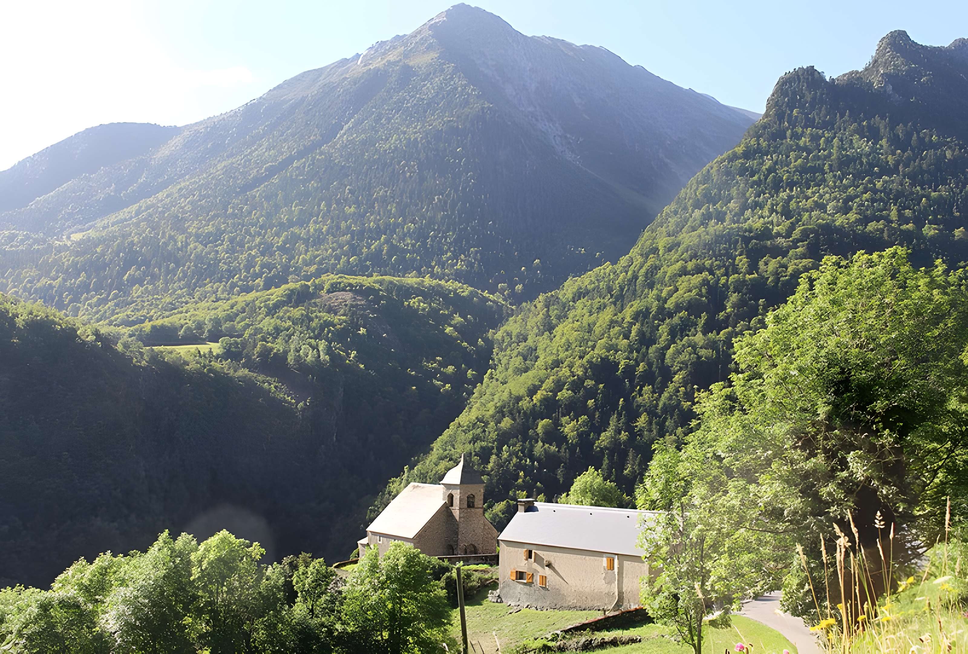 église Saint-Pierre aux Liens d'Eget
