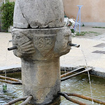 Fontaine de Senez