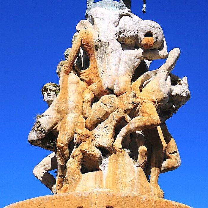 Photo de Fontaine Duvignau-Bousigues dite « des Quatre-Vallées »