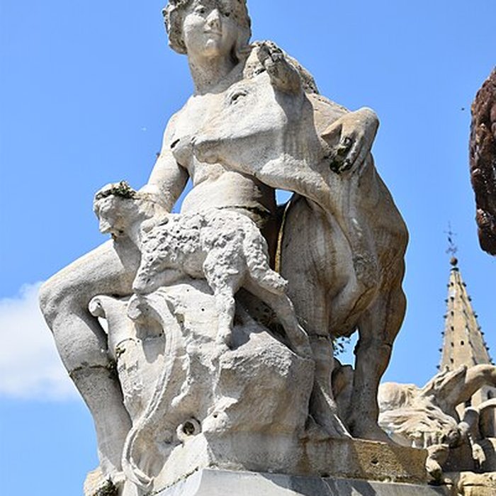Photo de Fontaine Duvignau-Bousigues dite « des Quatre-Vallées »