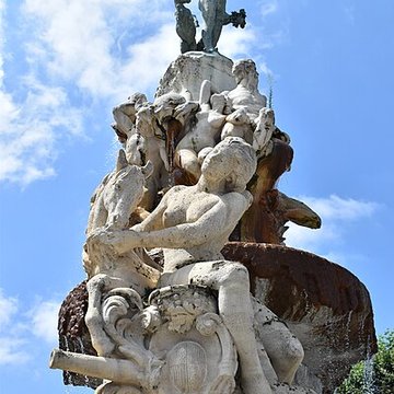 Fontaine Duvignau-Bousigues dite « des Quatre-Vallées »