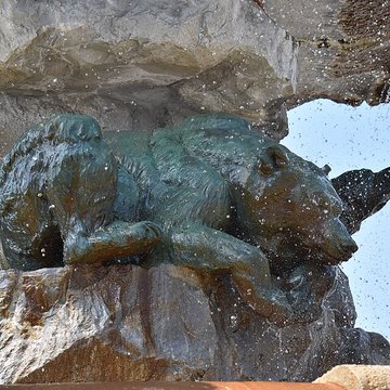 Fontaine Duvignau-Bousigues dite « des Quatre-Vallées »