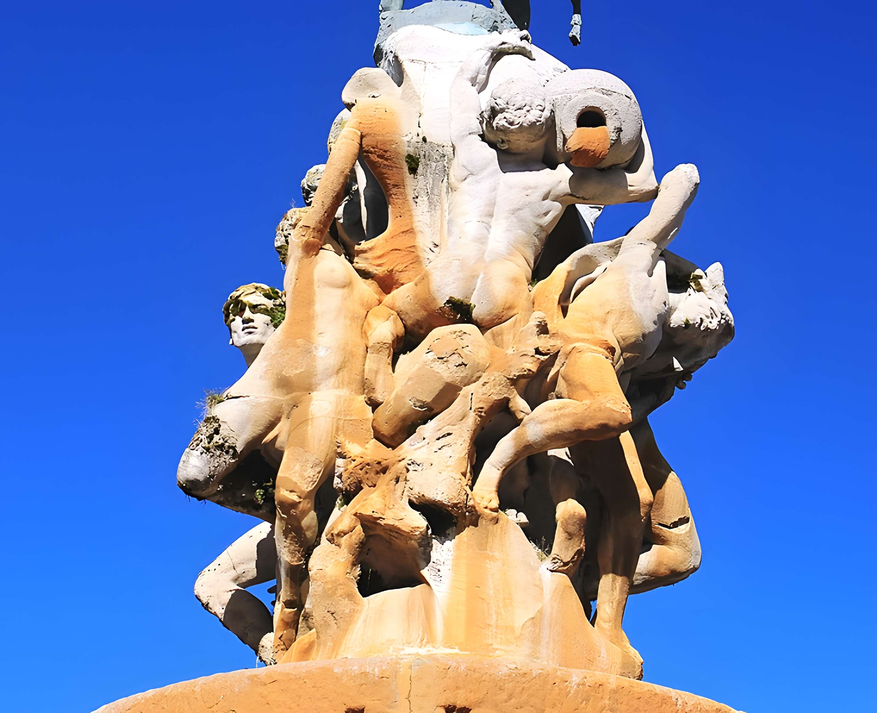 Fontaine Duvignau-Bousigues dite « des Quatre-Vallées »