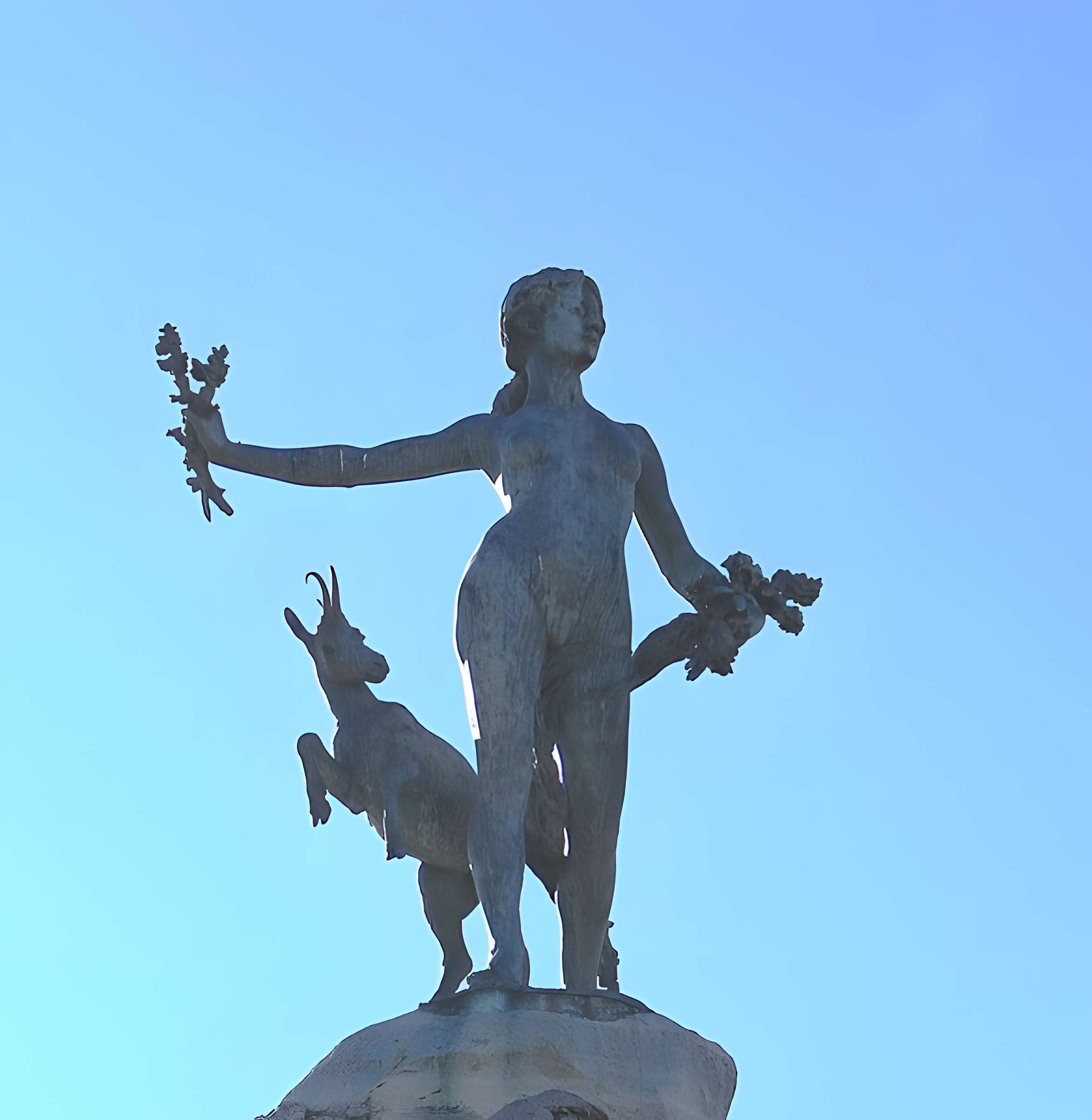 Fontaine Duvignau-Bousigues dite « des Quatre-Vallées »