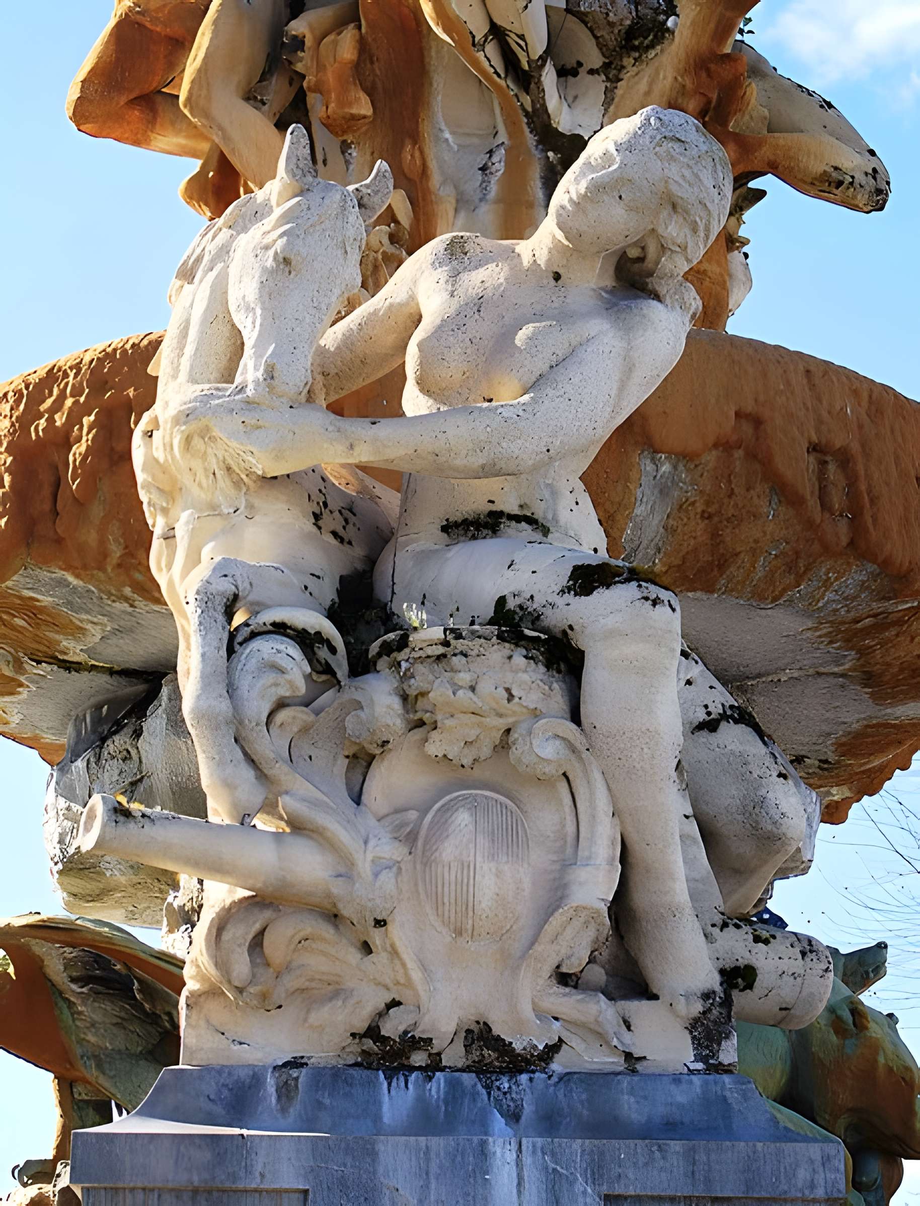 Fontaine Duvignau-Bousigues dite « des Quatre-Vallées »