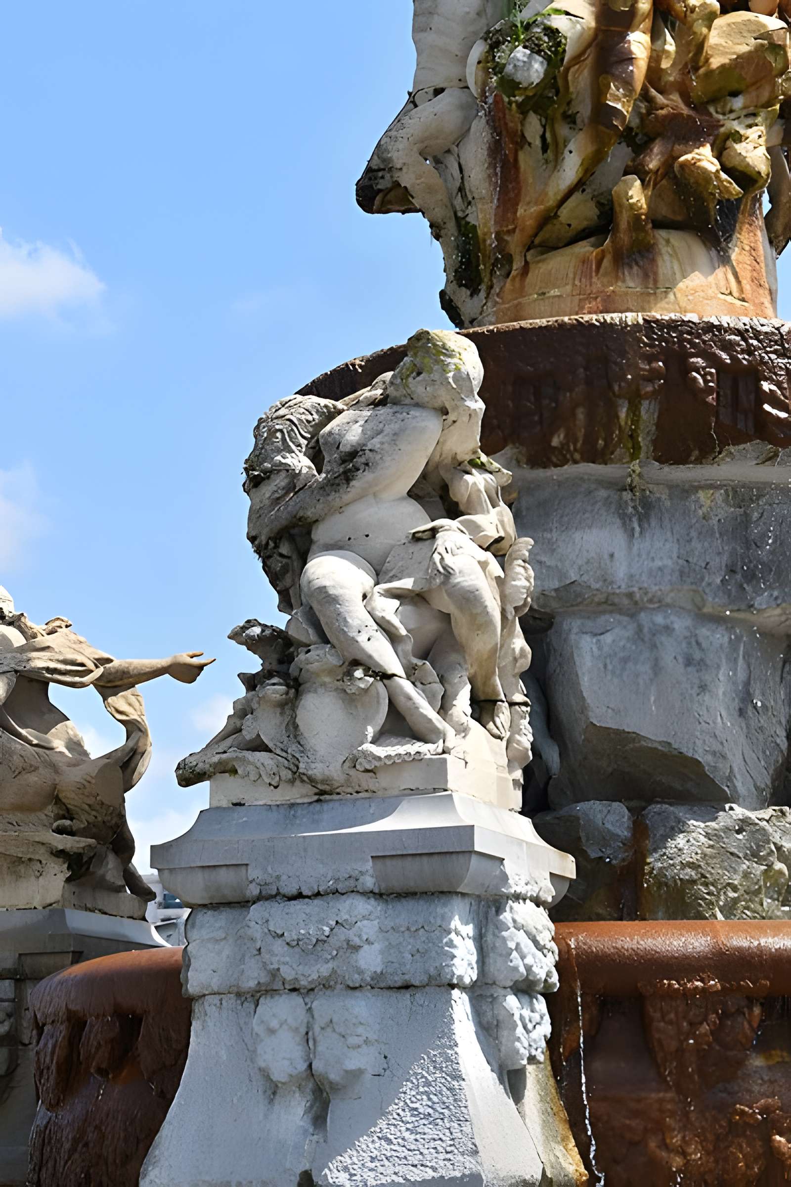 Fontaine Duvignau-Bousigues dite « des Quatre-Vallées »