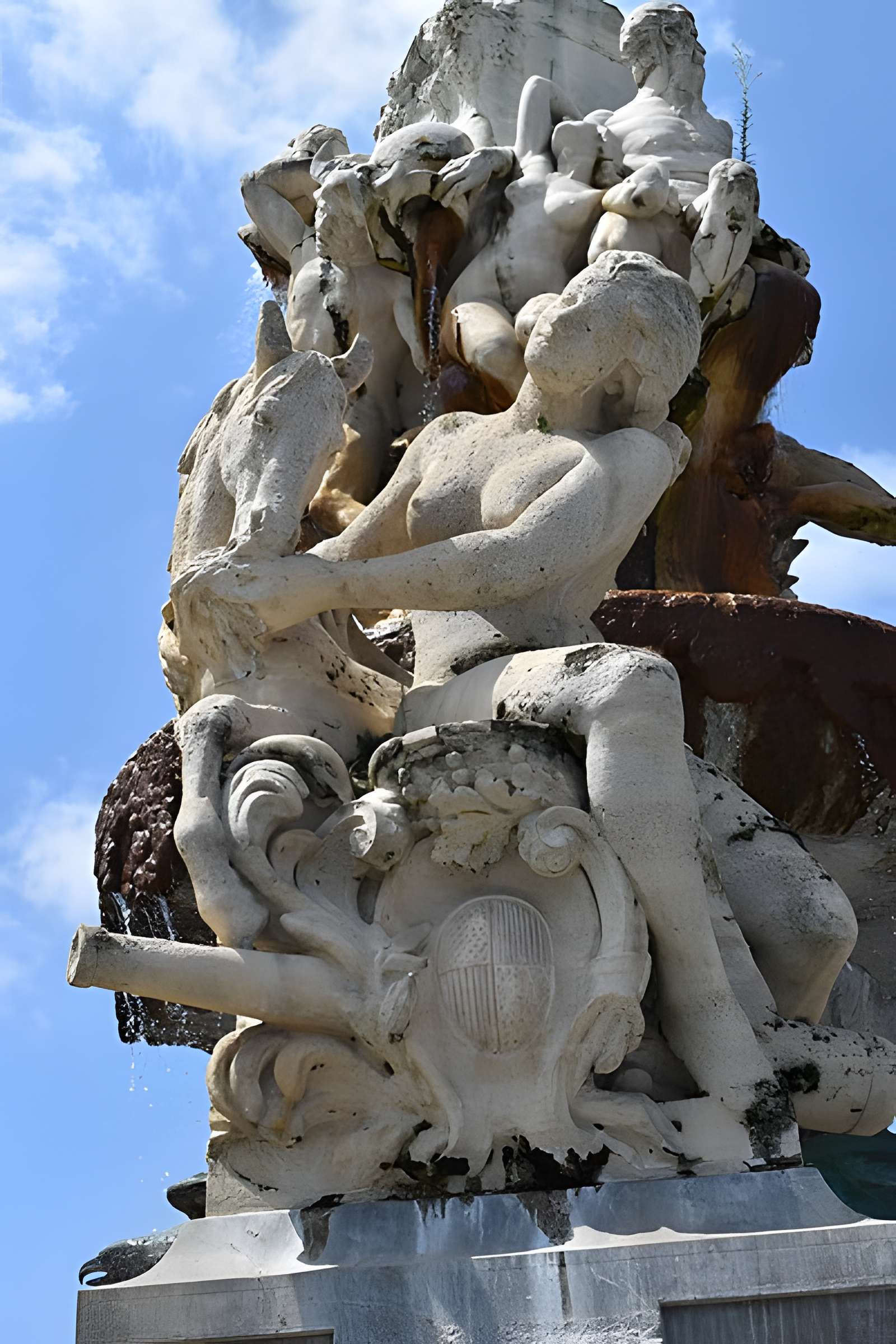 Fontaine Duvignau-Bousigues dite « des Quatre-Vallées »